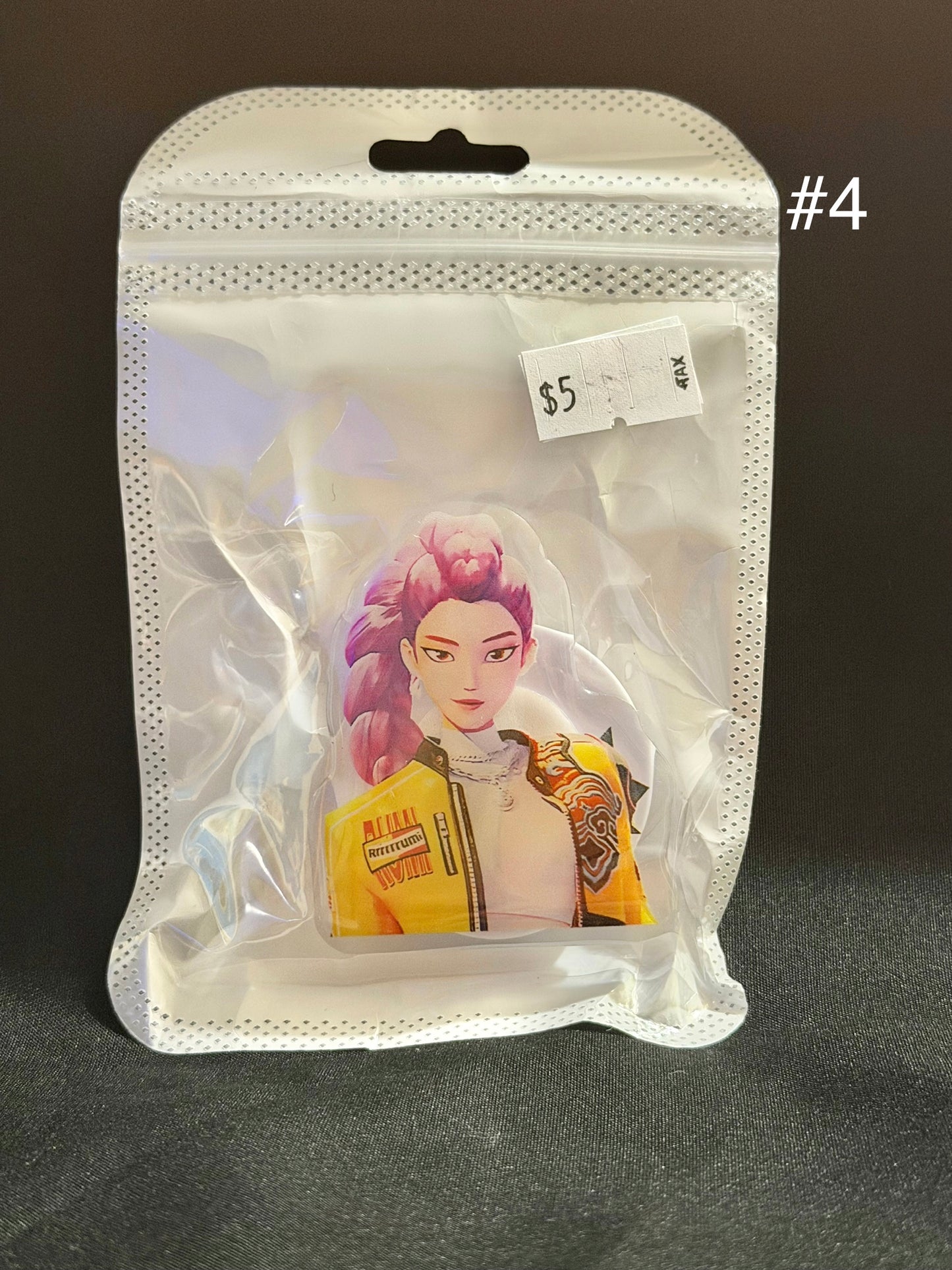 K-pop pop sockets
