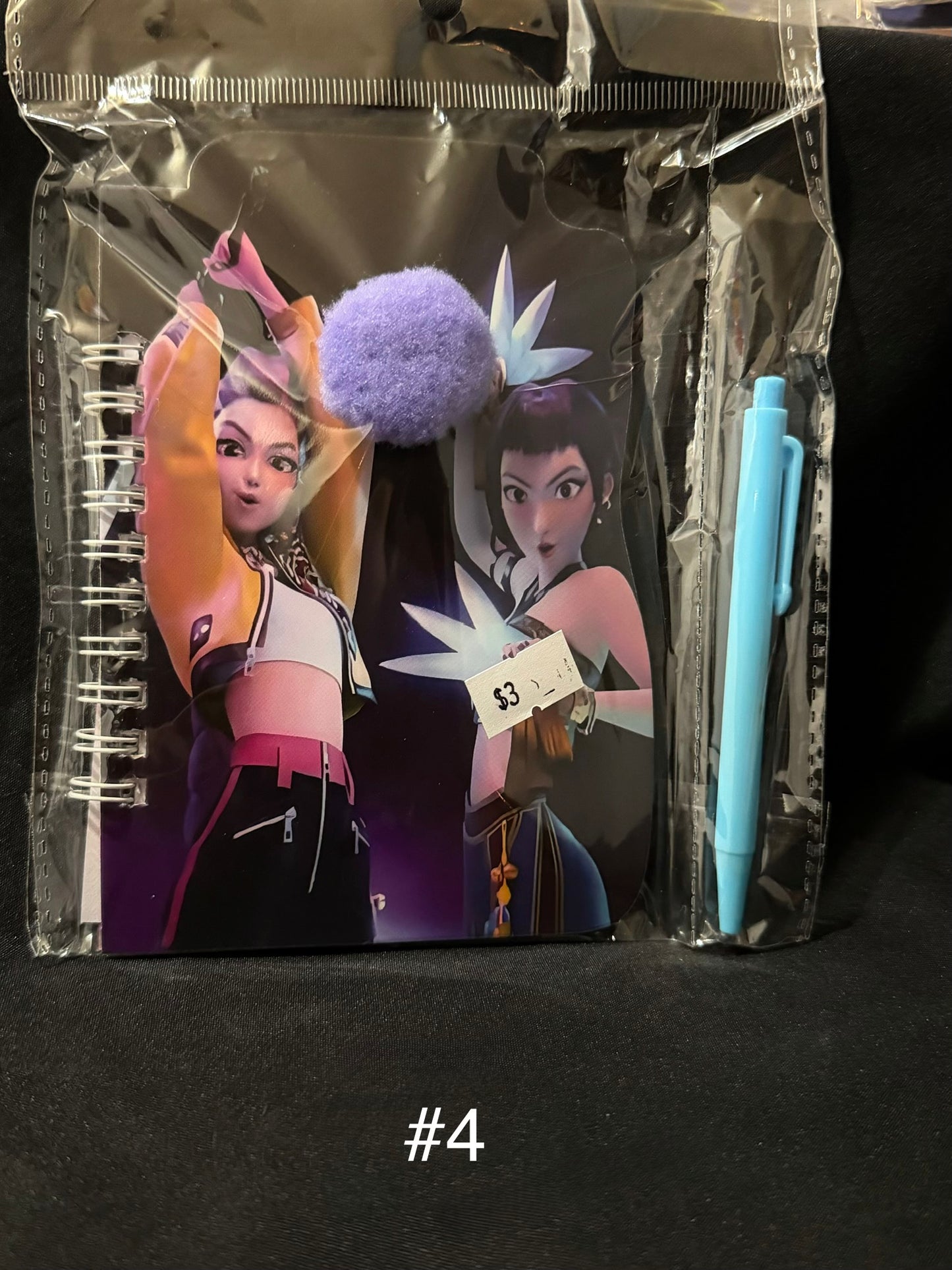 K-pop notebook w. Pen